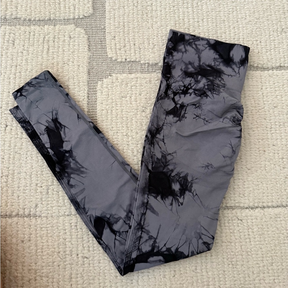 Stylish Black and Gray women’s Leggings